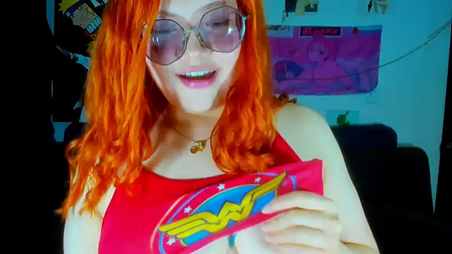 Snapshot of Lily_stone04 chatting on 01/09/25, 03:36 Lily stone04 online show from 01/09/25, 03:36