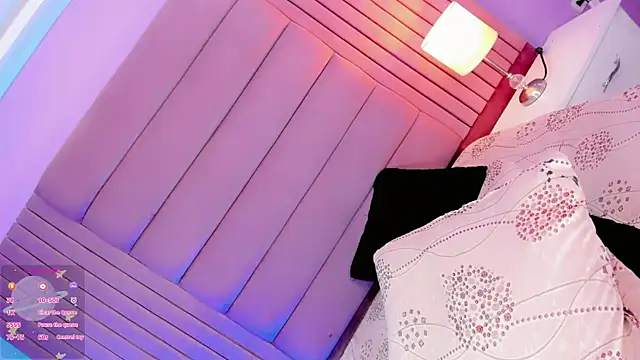 Snapshot of Baddinner chatting on 01/06/26, 01:26 Baddinner online show from 01/06/26, 01:26