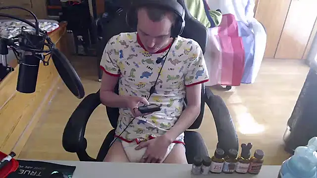 BabyDracoDarkfang online show from 04/03/26, 01:53