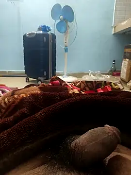 AlamJi07 online show from 12/12/24, 07:37