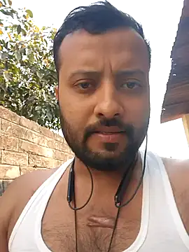 AlamJi07 online show from 02/10/25, 09:36