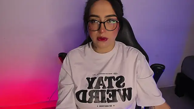 AnnikaMerliahh  online show from 10/10/25, 03:38