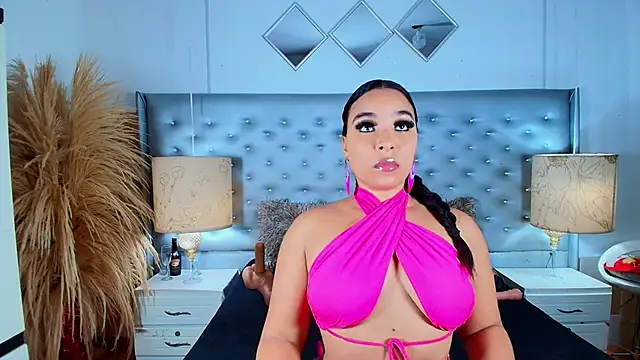 EileenBenzon online show from 02/26/25, 02:57