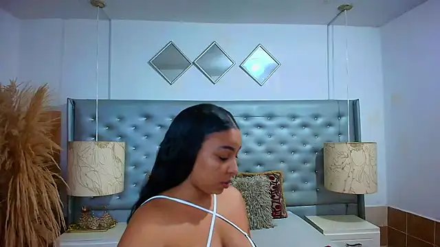 EileenBenzon online show from 01/06/26, 06:22