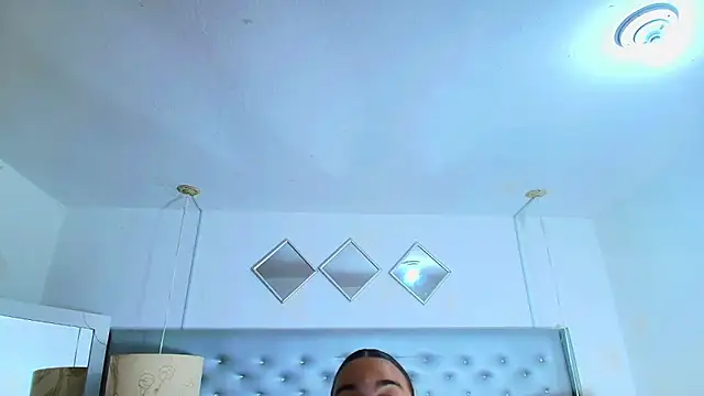 EileenBenzon online show from 03/11/26, 01:39