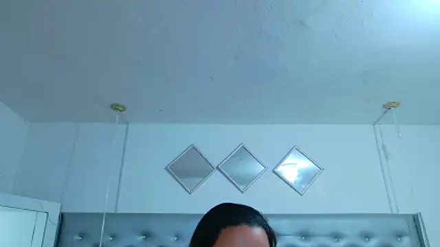 EileenBenzon online show from 04/20/26, 01:25