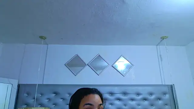 EileenBenzon online show from 05/05/26, 03:20
