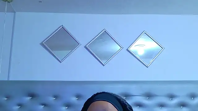 EileenBenzon online show from 05/20/26, 02:45