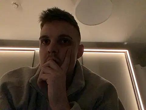 Snapshot of neilho1 chatting on 12/30/24, 05:55 neilho1 online show from 12/30/24, 05:55