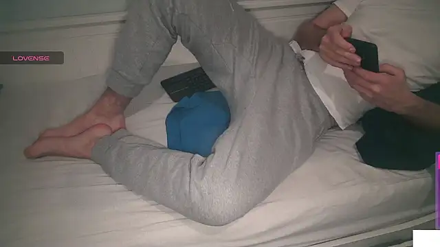 an4y8ot online show from 12/09/24, 06:55