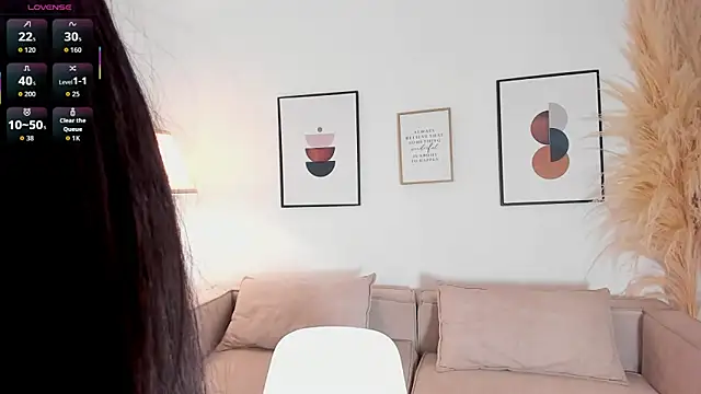 valka wolfe online show from 09/15/25, 01:11