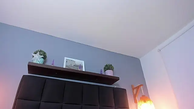 Snapshot of noaah_brown chatting on 12/22/24, 03:11 noaah brown online show from 12/22/24, 03:11