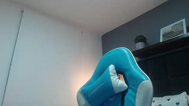 Snapshot of noaah_brown chatting on 03/04/25, 12:12 noaah brown online show from 03/04/25, 12:12