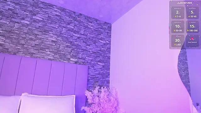 Snapshot of iam_cami chatting on 02/26/26, 07:02 iam cami online show from 02/26/26, 07:02