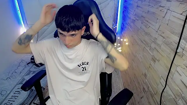 Snapshot of Brayan_lopezz chatting on 12/05/24, 05:50 Brayan lopezz online show from 12/05/24, 05:50