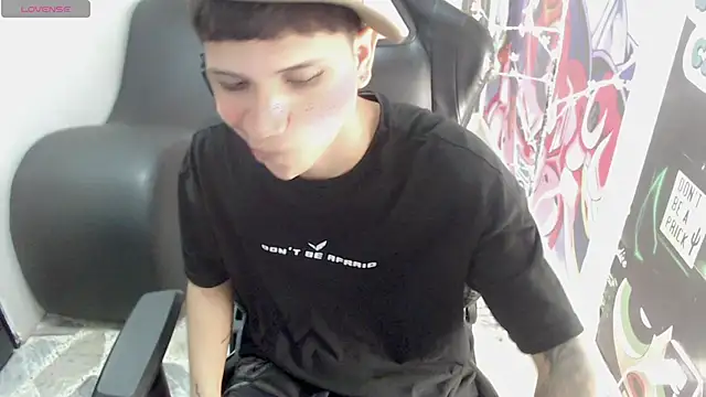 Snapshot of Brayan_lopezz chatting on 01/27/25, 12:48 Brayan lopezz online show from 01/27/25, 12:48