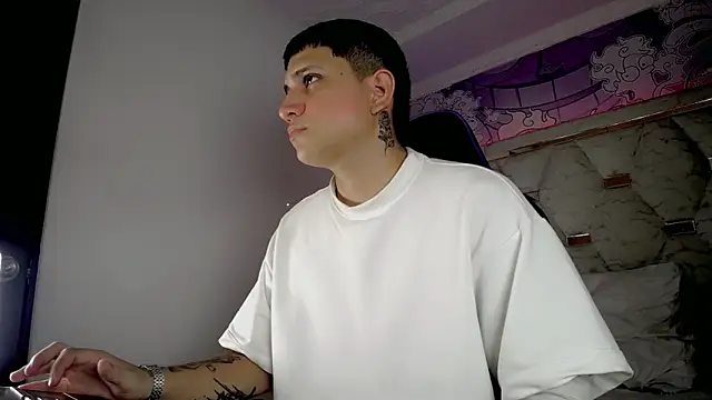 Brayan lopezz online show from 05/01/26, 03:33