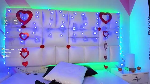 Snapshot of Salome_rouse1 chatting on 12/24/24, 01:49 Salome rouse1 online show from 12/24/24, 01:49