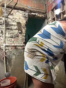 Snapshot of andreinabigtits chatting on 03/09/25, 02:54 andreinabigtits online show from 03/09/25, 02:54