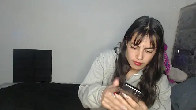 skinny sweet2411 online show from 04/18/26, 09:35