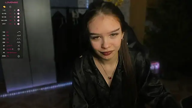 SweetyDeviliya online show from 12/19/25, 01:40