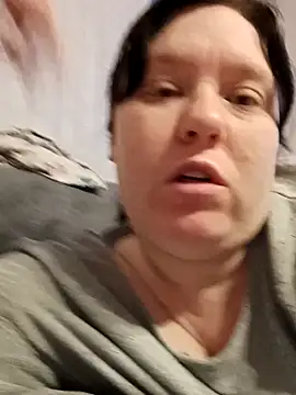 Snapshot of CurvyMilf1992 chatting on 12/06/24, 07:54 CurvyMilf1992 online show from 12/06/24, 07:54