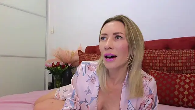  Maddalena  online show from 02/14/25, 09:21