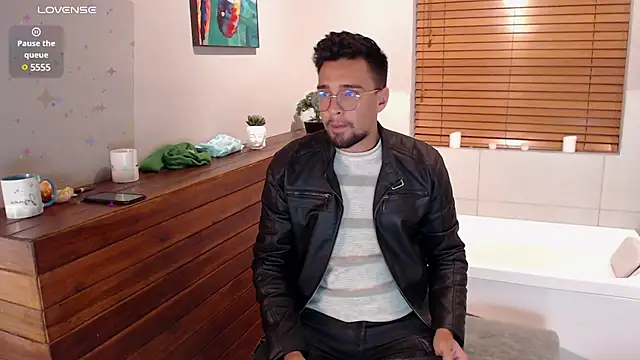 Edward max online show from 02/05/25, 06:13