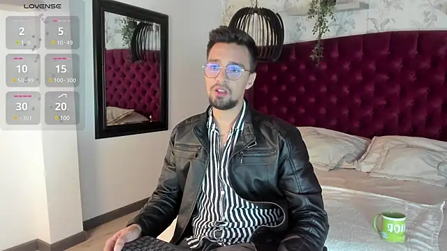 Edward max online show from 02/07/25, 03:34