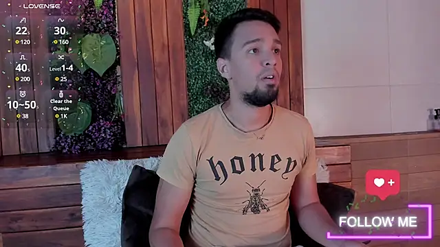 Edward max online show from 03/17/25, 03:14