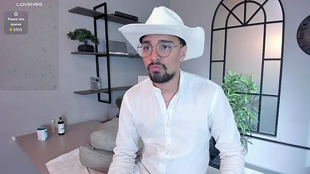 Edward max online show from 03/04/26, 03:23