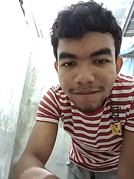 Reynold2608 online show from 12/26/24, 04:14