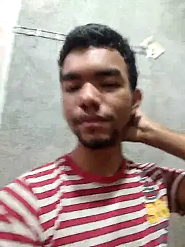 Reynold2608 online show from 12/18/25, 04:13