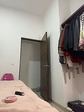 Snapshot of diosagriega_1 chatting on 11/06/25, 12:33 diosagriega 1 online show from 11/06/25, 12:33