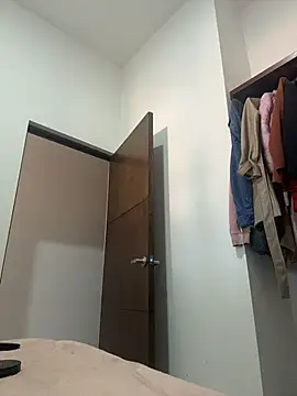 Snapshot of diosagriega_1 chatting on 12/13/25, 10:48 diosagriega 1 online show from 12/13/25, 10:48