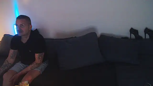 DevilsAngel13 online show from 02/05/25, 10:44