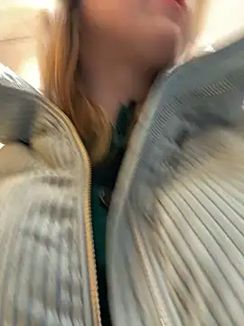 Sunny   Bunny online show from 12/20/24, 08:01