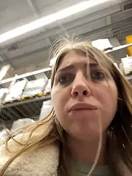 Sunny   Bunny online show from 01/01/25, 04:18