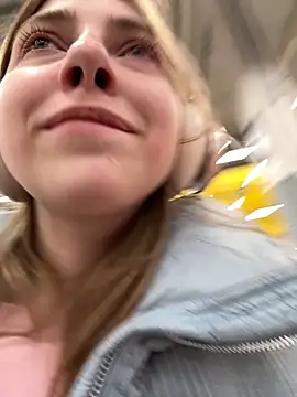 Sunny   Bunny online show from 03/18/25, 07:10