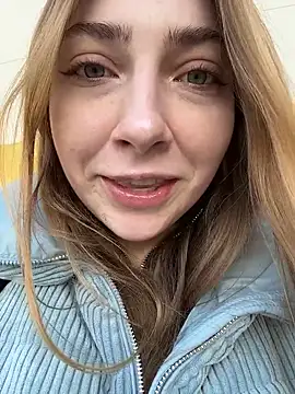 Sunny   Bunny online show from 02/01/26, 12:15