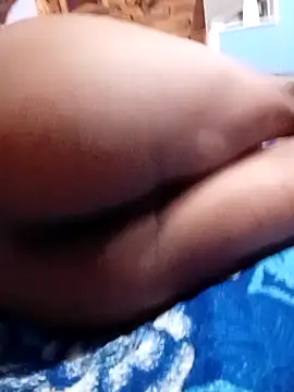 Snapshot of paugrande453 chatting on 12/03/24, 01:21 paugrande453 online show from 12/03/24, 01:21