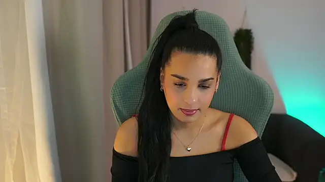 mila  denver online show from 01/28/25, 09:08