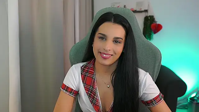 mila  denver online show from 02/15/25, 05:17