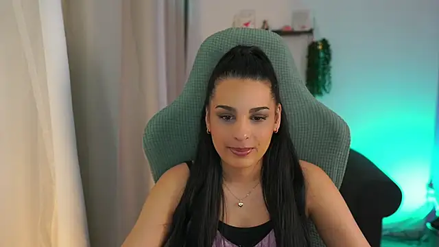 mila  denver online show from 03/21/25, 09:12