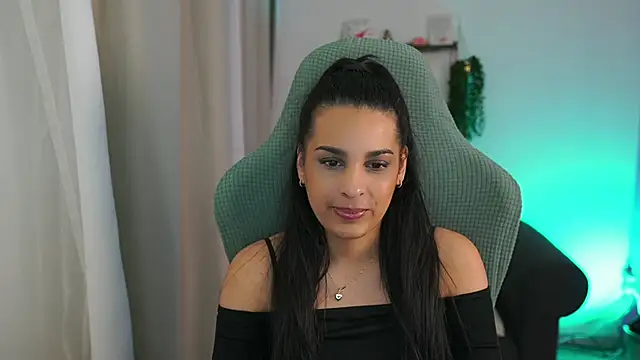 mila  denver online show from 03/22/25, 02:58