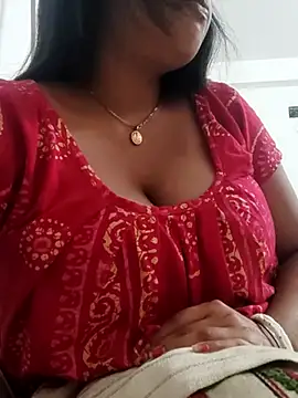 Priya 2222 online show from 03/01/25, 11:39