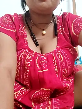 Priya 2222 online show from 03/01/25, 09:04