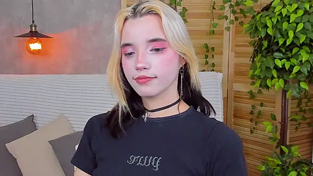 as1an girlfriend online show from 01/28/25, 07:43