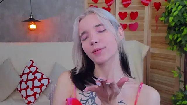 as1an girlfriend online show from 02/16/25, 04:09