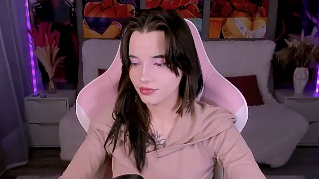 as1an girlfriend online show from 02/04/26, 07:03